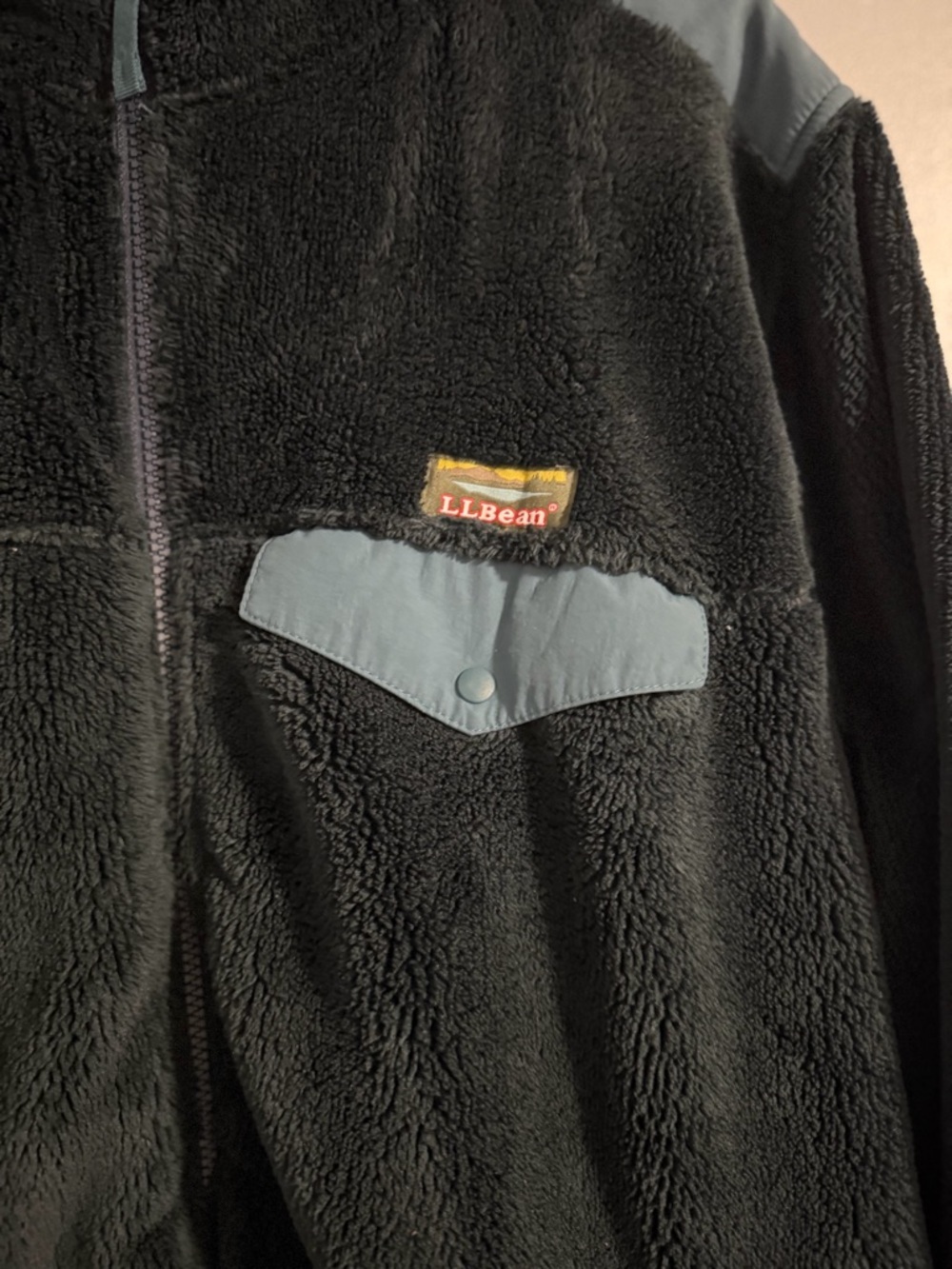 L.L. Bean Black Fleece Jacket with Blue Trim - Picture 4 of 5